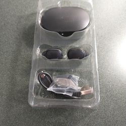 Black Wireless Earbuds
