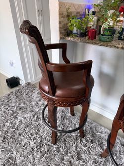 Quality's Wood formal Dining set and bar