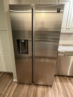 Stainless Steel Kitchen Appliance Set