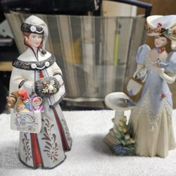 Avon President's Club Award figurines