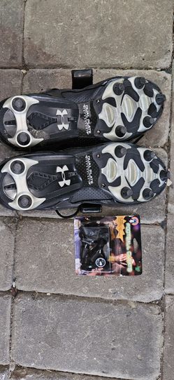 Football/Baseball Cleats