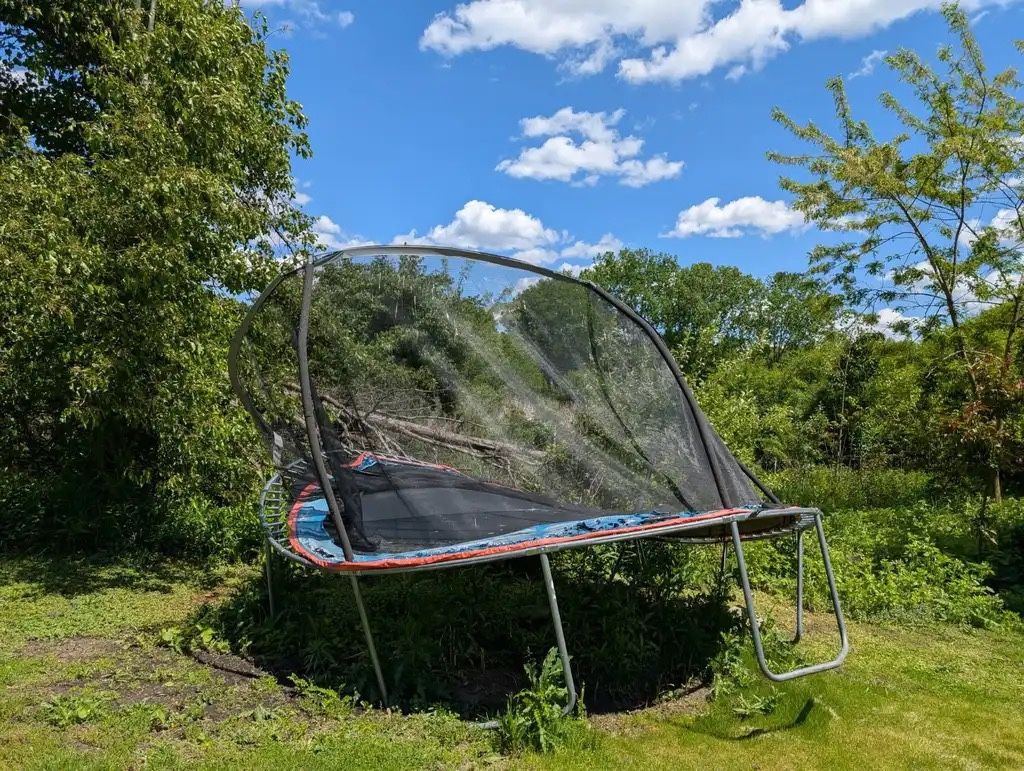 Free scrap metal trampoline