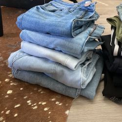 Various Women’s Jeans/Pants/Sweats