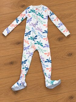 Carter’s Girls’ Footed Pajamas – 4T 🩷