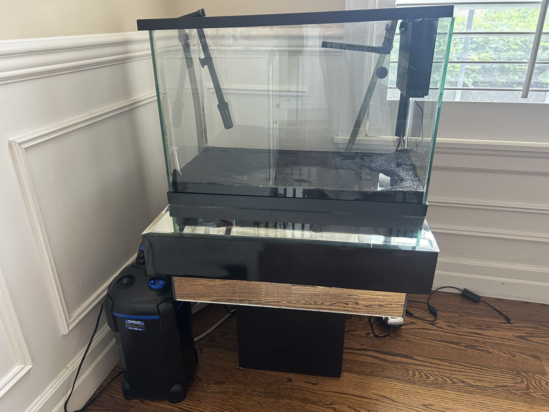 25 Gallon Fish Tank With Filter 