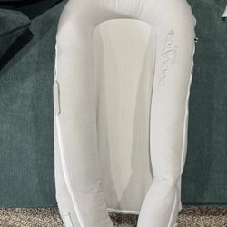 Dockatot Baby Lounger