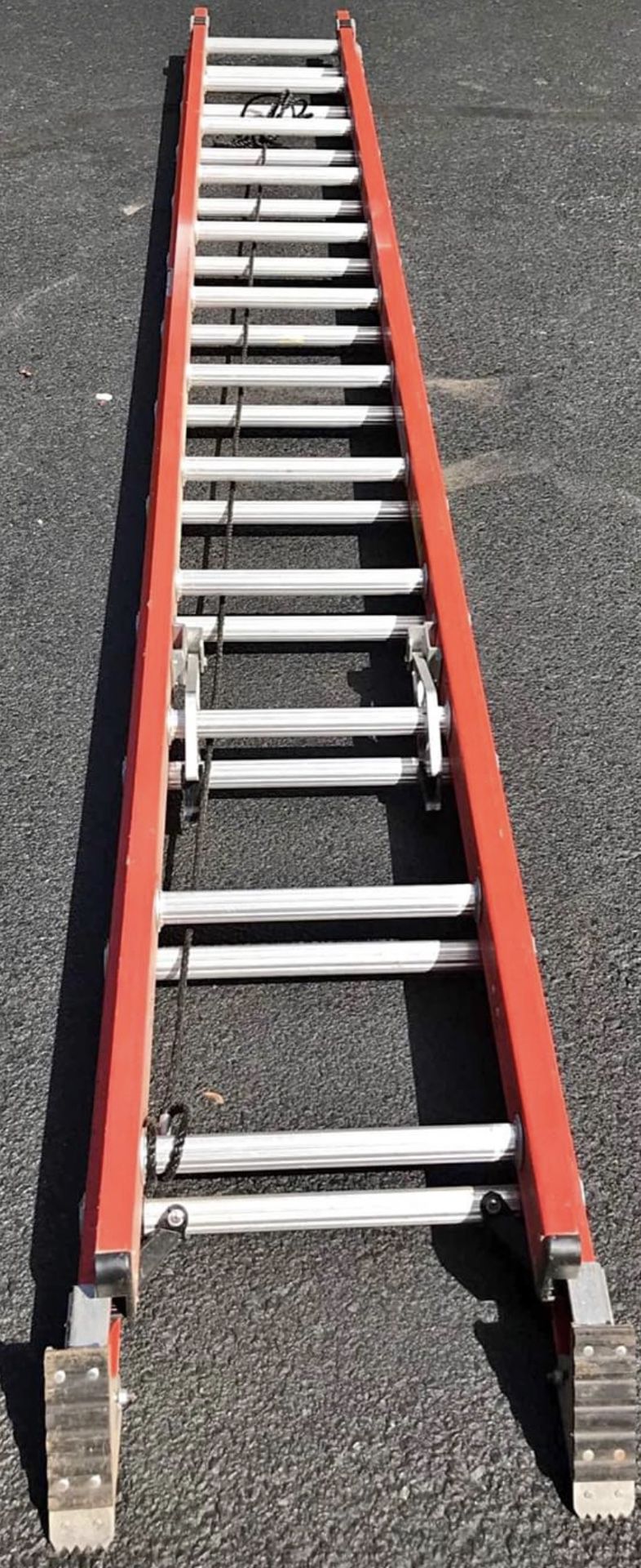 Ladder, 24 ft , fiberglass, 300 LB