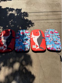 Kids bodyboards set of 4