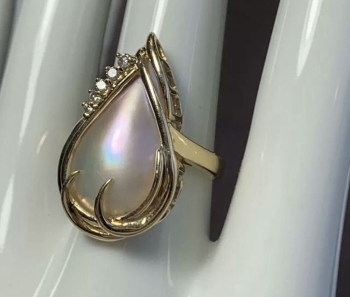 14k Gold Diamond Ring