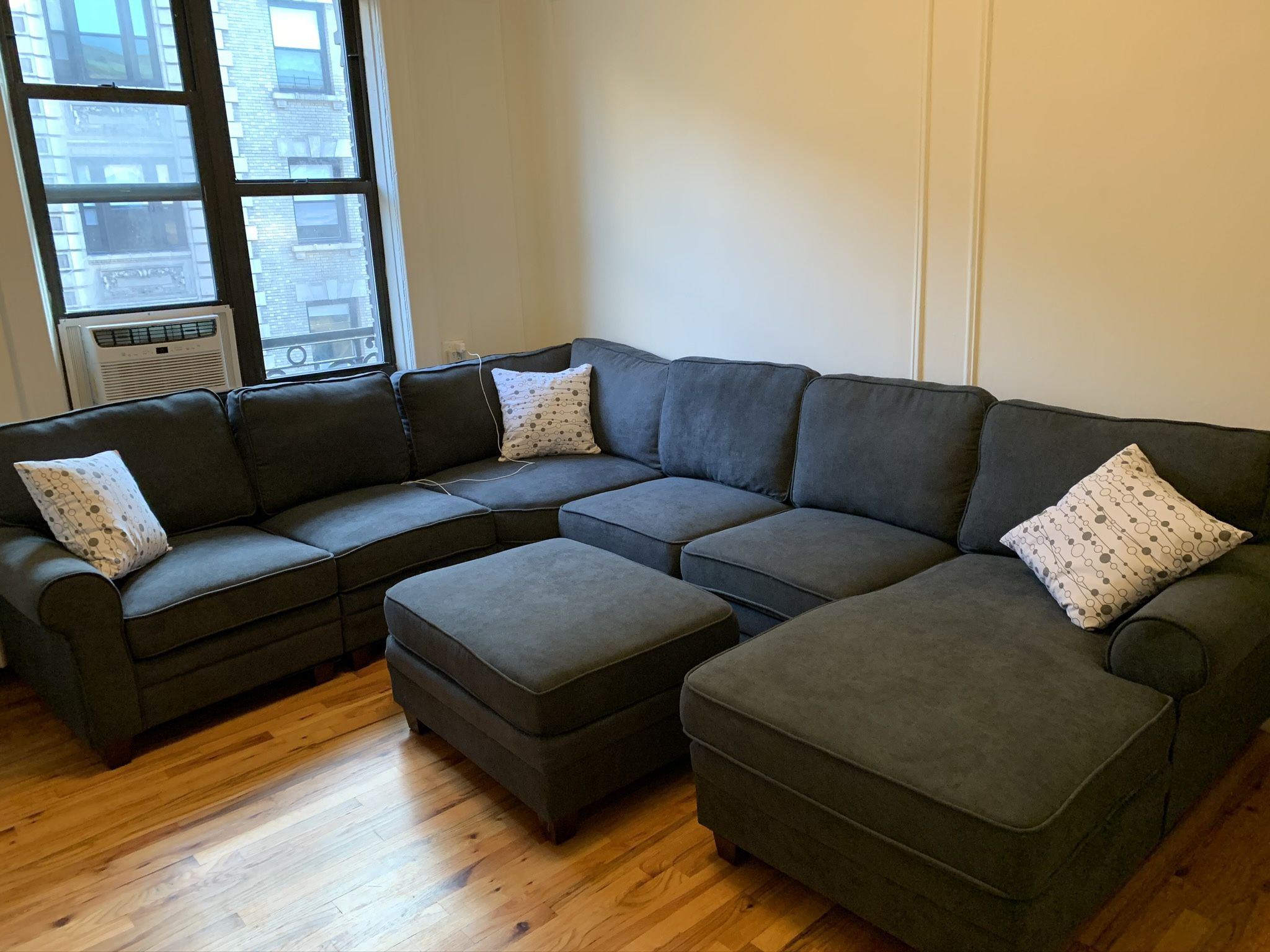 Large Modular Sectional Couch + Ottoman - $800 (Harlem / Morningside Pick-Up)