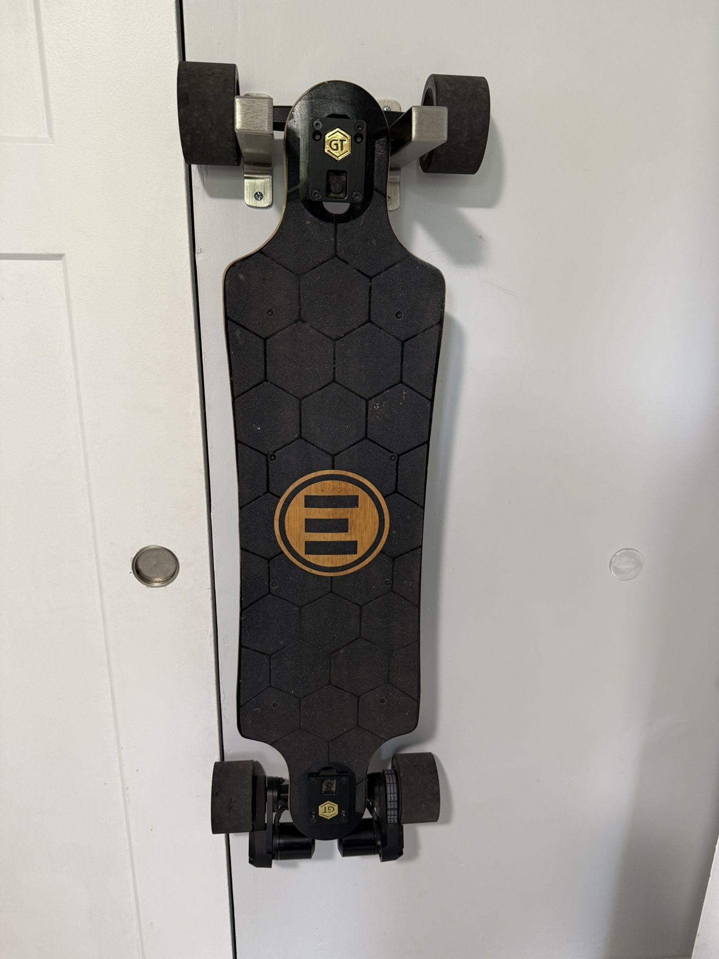 Evolve Bamboo GTX (Electric Skateboard / Longboard)