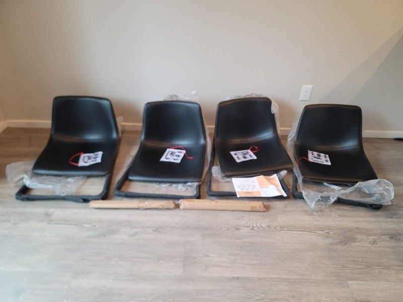 4 Black Barstools(Seat H30")_Brand New Unassembled