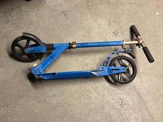 2 Folding Kick Scooters – Blue & Red – Bundle Deal