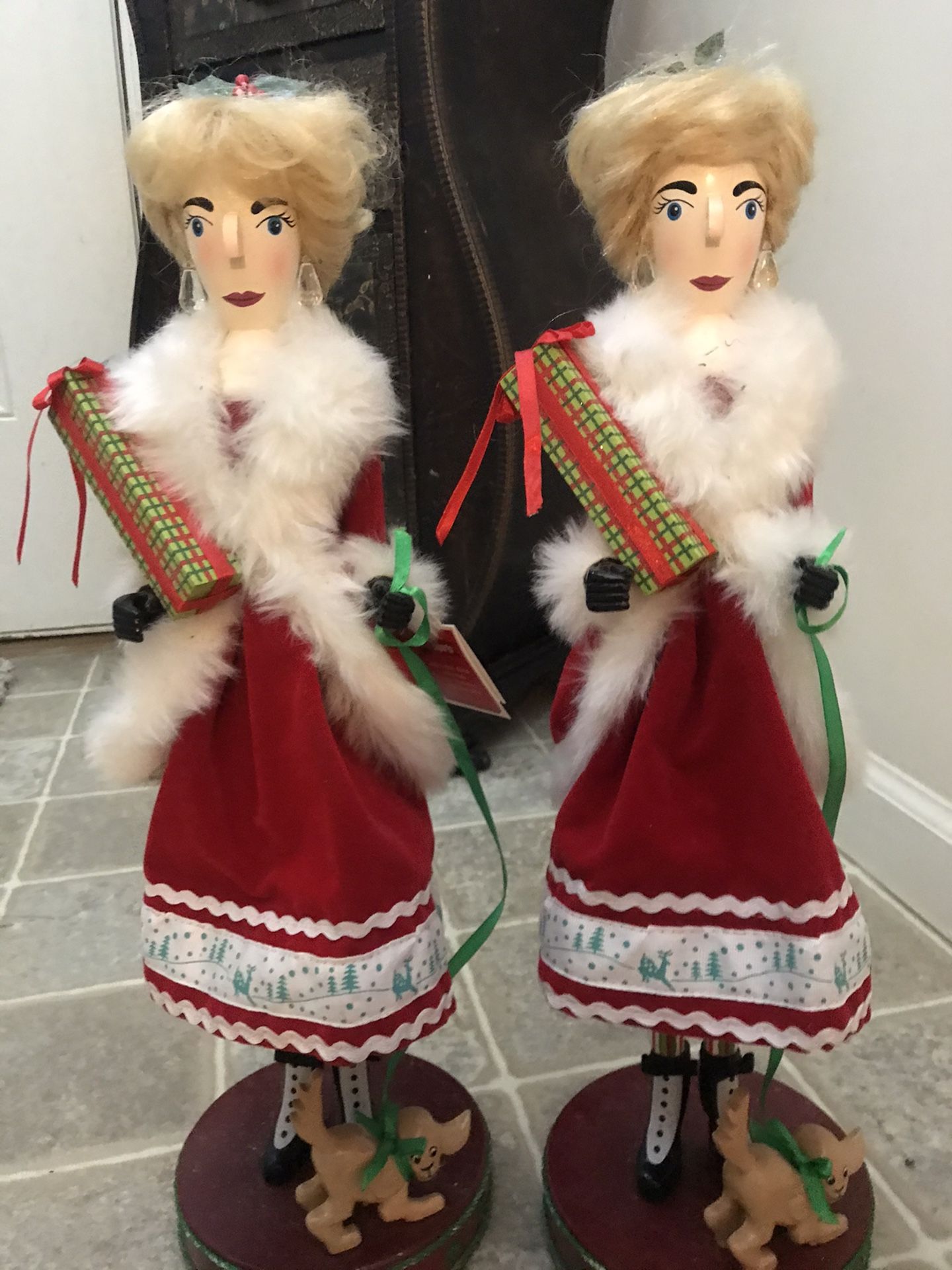 Nutcracker dolls