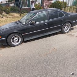 1998 BMW 740i