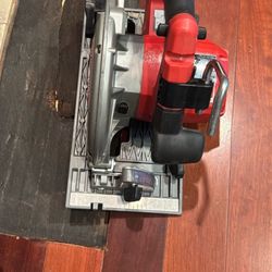Milwaukee Circular Saw