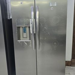 REFRIGERATOR REFRIGERADOR NUEVO 1 AÑO DE GARANTÍA POR ESCRITO 