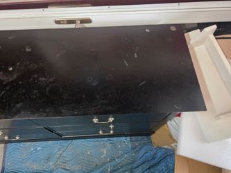 Black dresser and chessdrawer