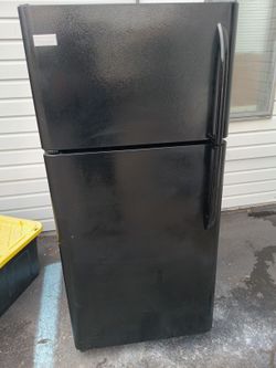Clean Frigidaire Fridge 