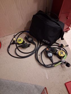 2 Scuba Diving Regulator Set with Carry Bag