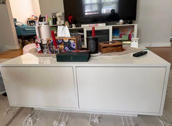 Modern white coffee table