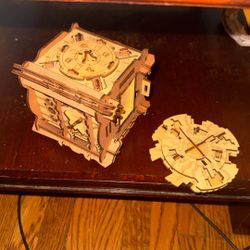 Six sided wood puzzle 