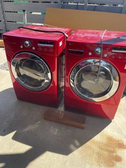 LG WASHER AND DRYER