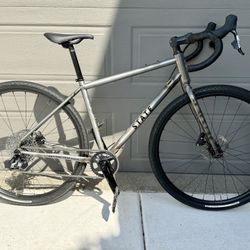 State Gravel Bike, Size SM *excellent condition*