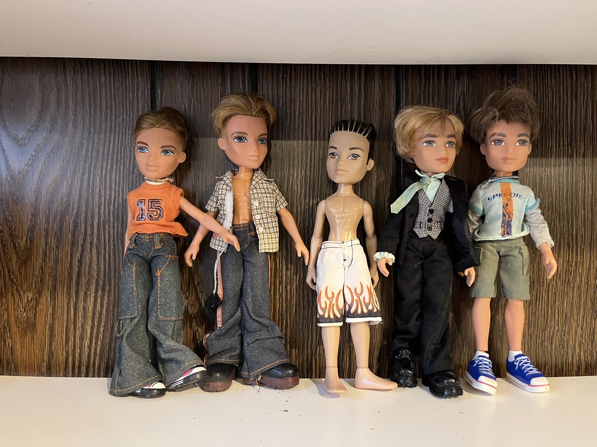 Lot of 5 - Bratz Boys 2001-2007 Lot Dylan Cameron Koby Eitan Cade