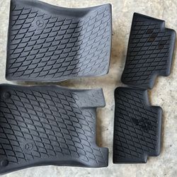 Original Mercedez Benz 2021or 2022 GLA 250