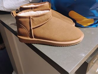 Women’s shoes
