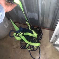 Safety Harness With A Long Rope For Roofs 