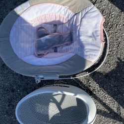 Baby Bath Chair And Bouncey 