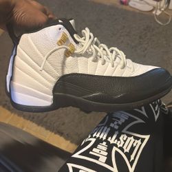 Retro 12 TAXIS