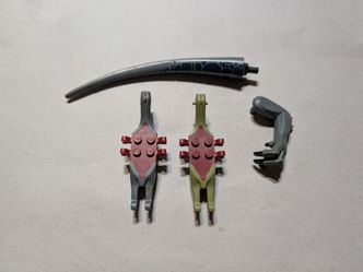 LEGO Dino Attack Parts Lot - Mutant Lizard Jaws T-Rex Tail 7(contact info removed) 7(contact info removed) - 2005