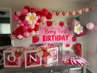 Berry birthday decorations