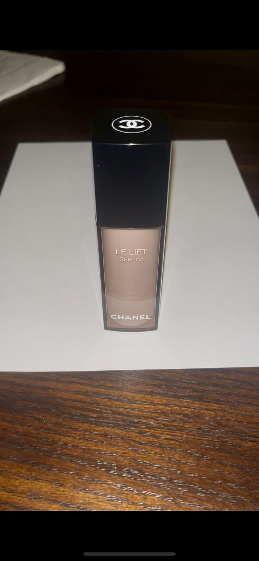 **Chanel**New**Le Lift Serum**New**~50% Off