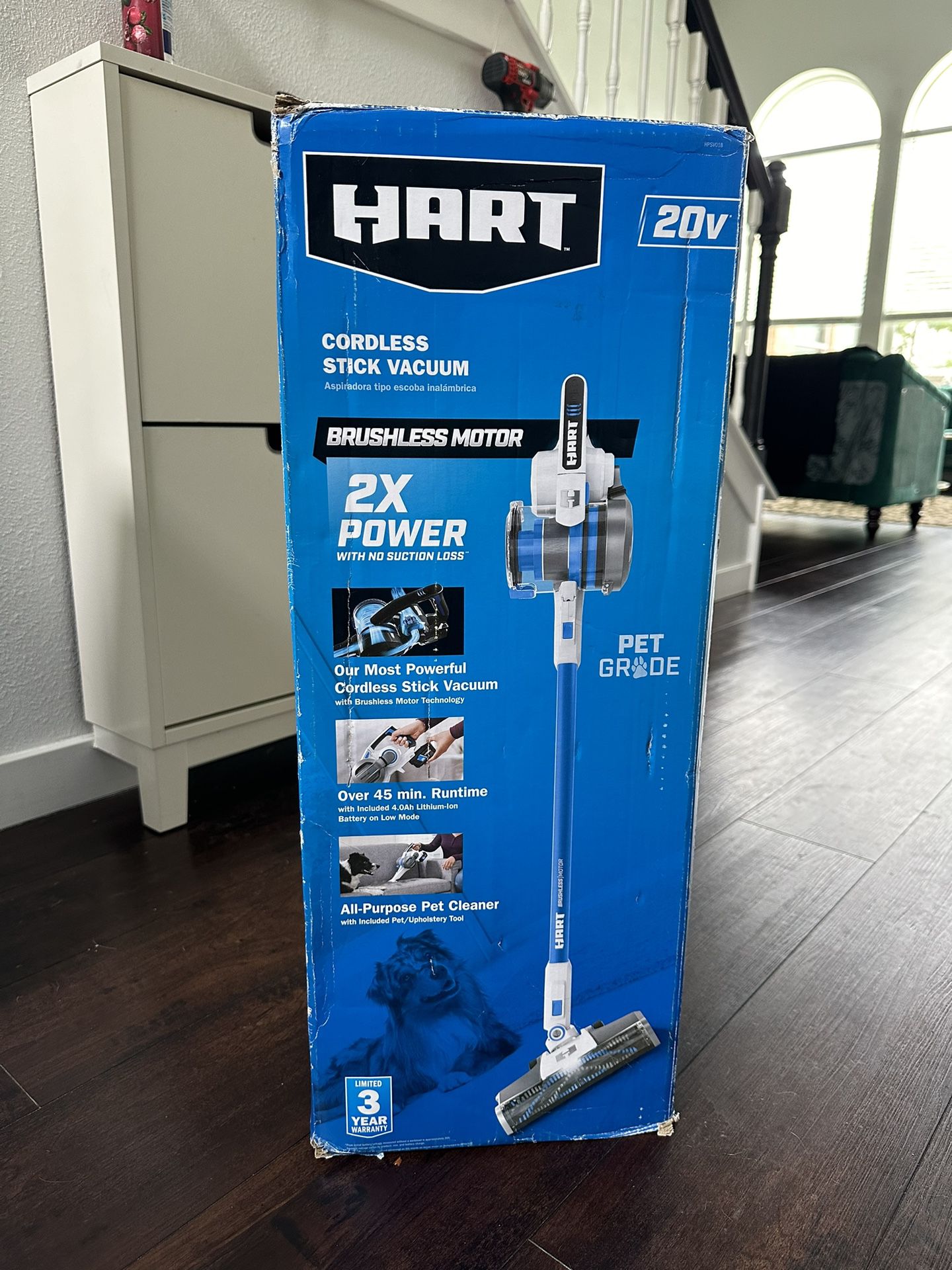 Hart Cordless Vacuum 