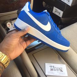 AF1 (Blue/White)