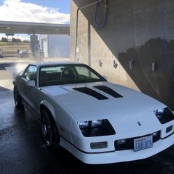 87 Camaro IROC