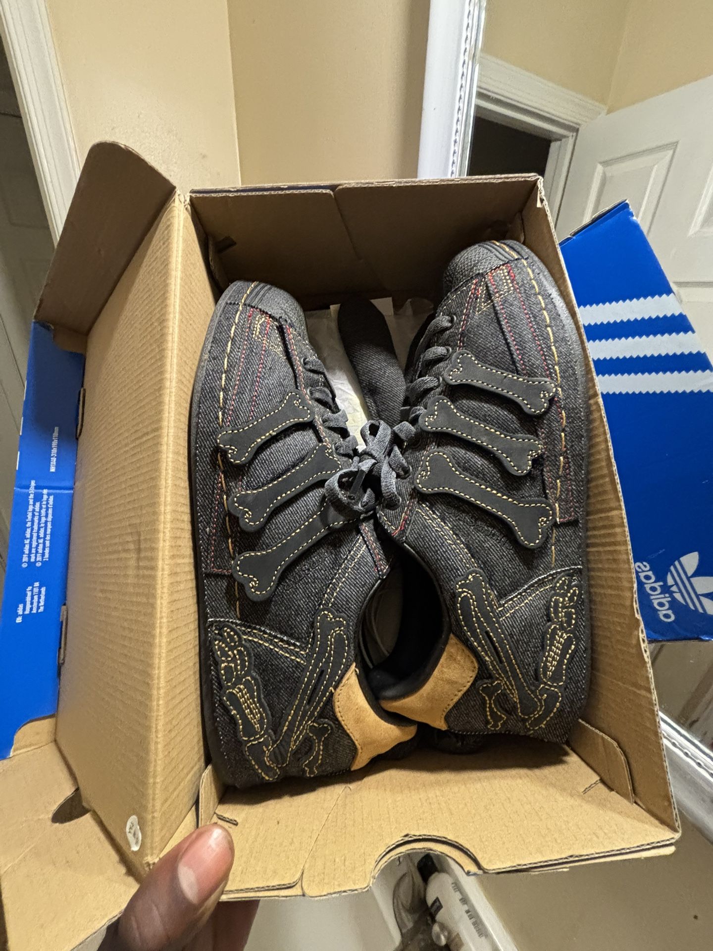 adidas Superstar Melting Sadness Halloween