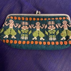 Vintage Folk Art Embroidered Coin Purse