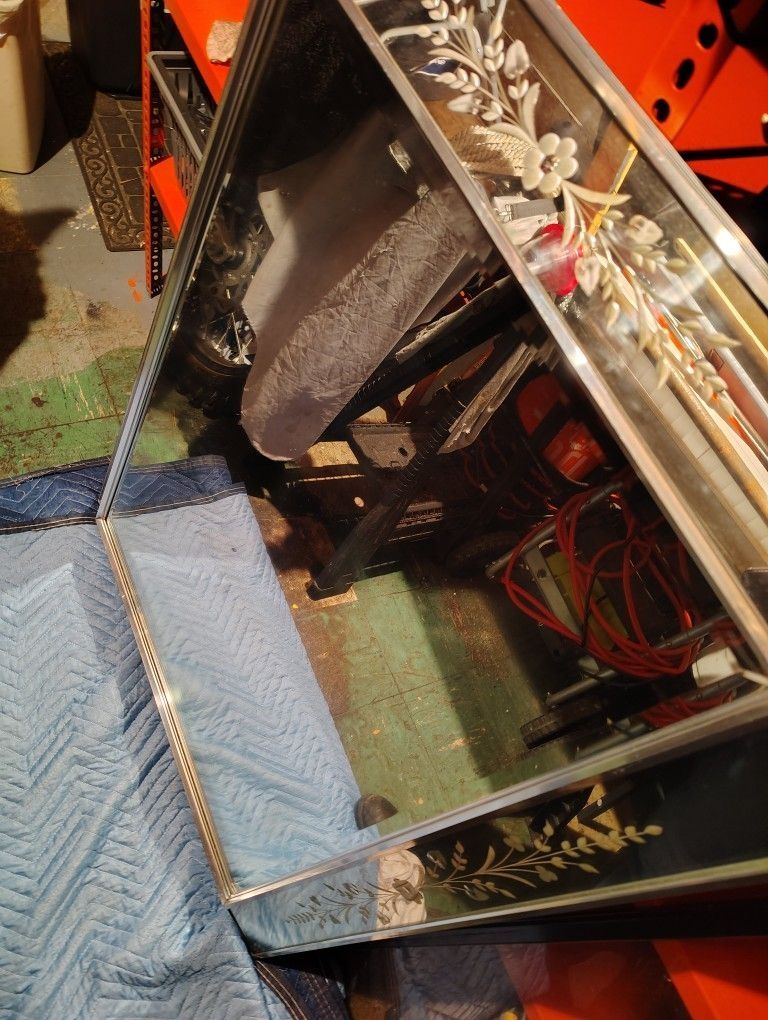 1944 Mirror Manufacturer Associat HART PATTERN #2324