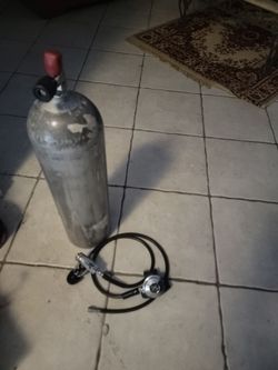 LUXFER Scuba Diver Tank  Aluminum AL80 + Dacor Regulator