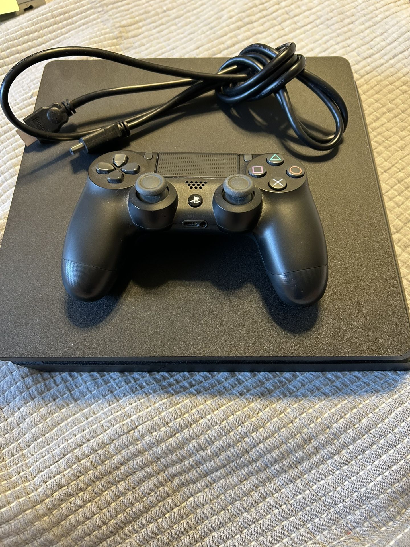 PS4 Slim With Charger, Controller And Game