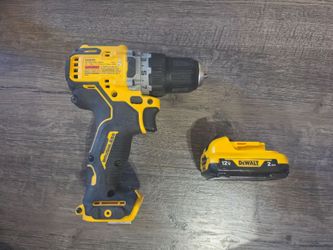 Dewalt 12v drill DCD701 with 2ah battery