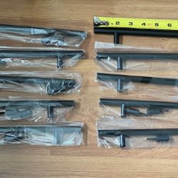 10 Black Handles 