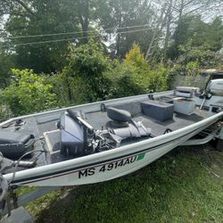Sea Nymph Aluminum Bass Boat LFT:Dirtbikes/ATV’s 