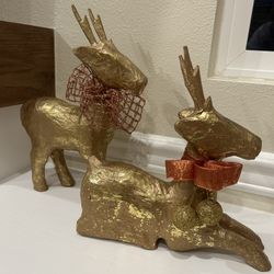 Cardboard Gold Holiday Reindeer Decor Set Of 2 $10