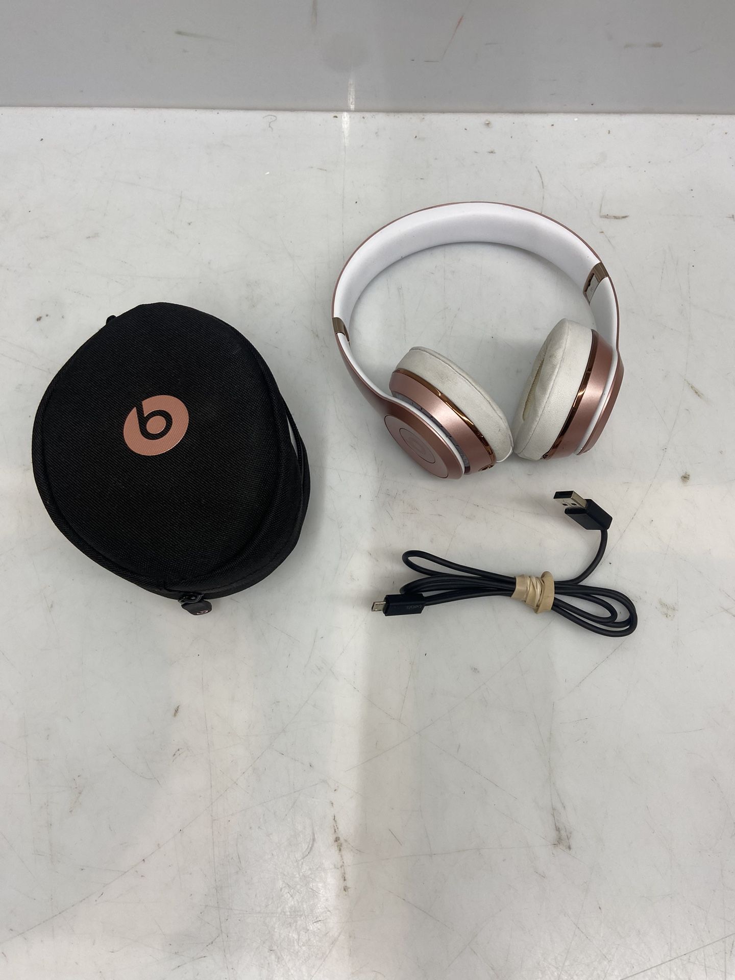 Beats by Dr. Dre Solo3 Casual Listening Active Noise Cancellation Bluetooth On-Ear Headphones, Rose Gold